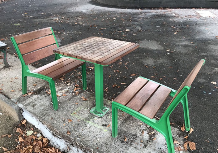 vvs-straatmeubilair-schaaktafels-schaarbeek-7